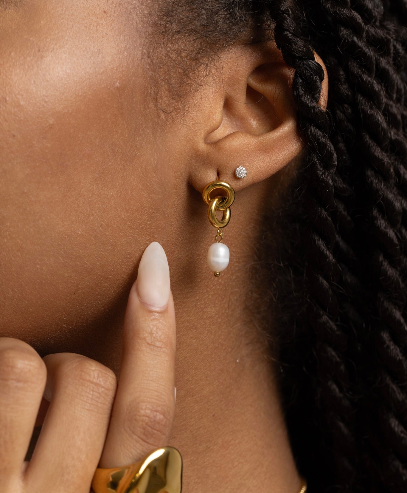Pearly Drop Earrings